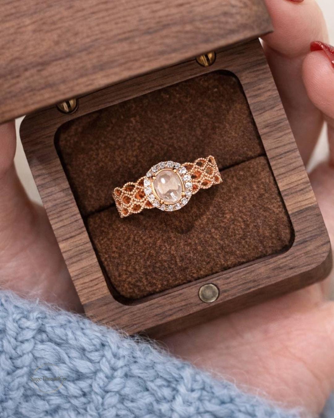 Moonstone Ring Silver-Plated – Vintage Filigree Rose Gold Oval Halo – Elegant Gift for Birthdays & Anniversaries