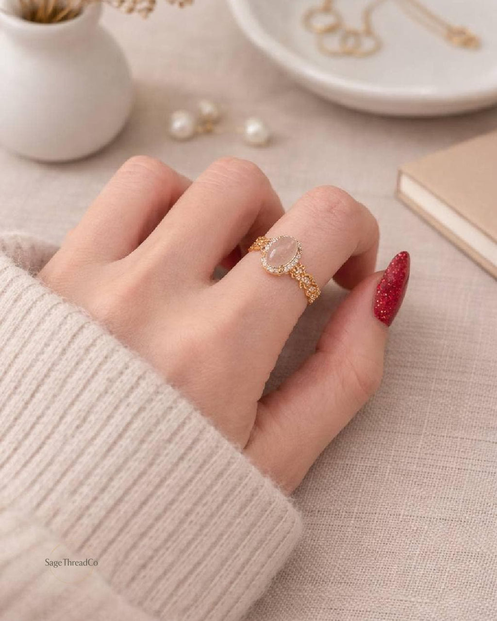 Moonstone Ring Silver-Plated – Vintage Filigree Rose Gold Oval Halo – Elegant Gift for Birthdays & Anniversaries